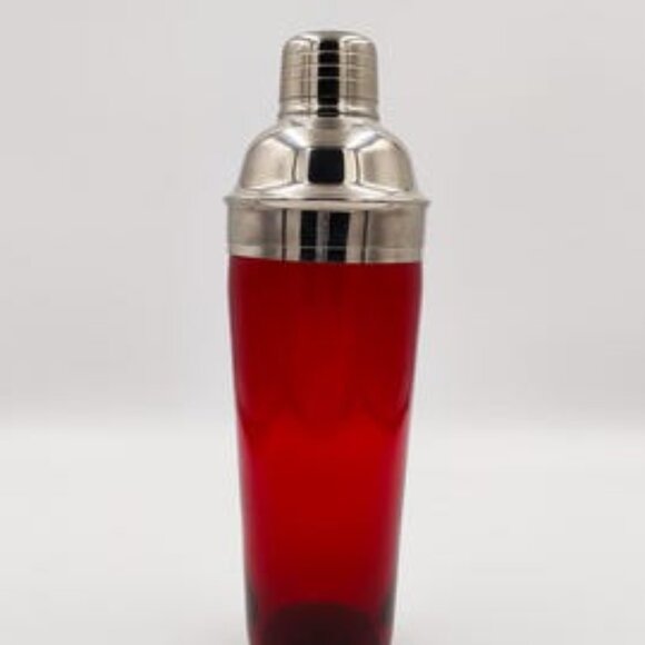 1930s Gorgeous Art Deco Red Cocktail Shaker. Made in USA - Picture 3 of 7